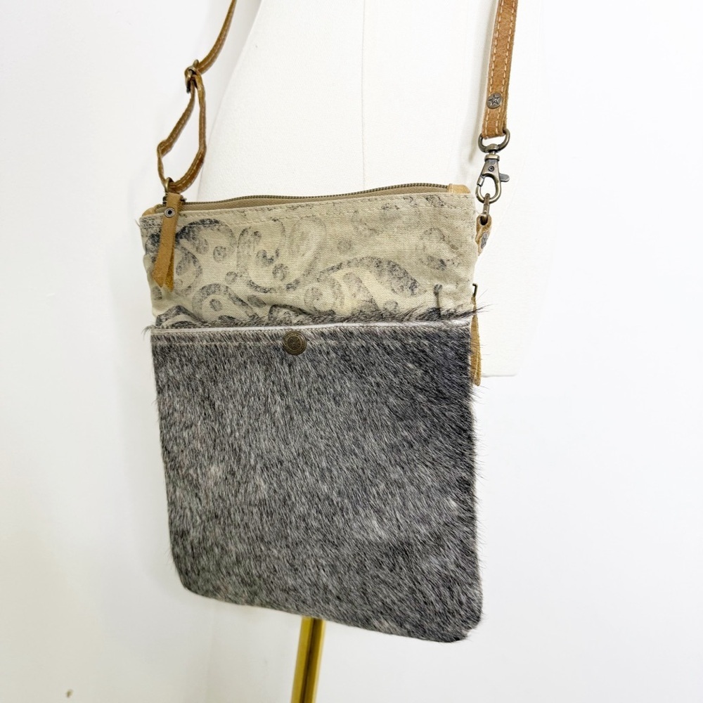 Myra Bag Hair-On Hide Crossbody Bag Western Boho Cowhide - Picture 2 of 9